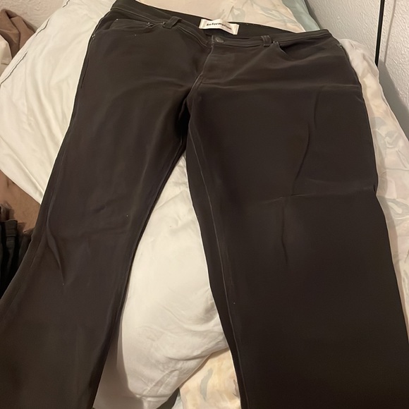 Reformation size 31 black jean - Picture 3 of 4